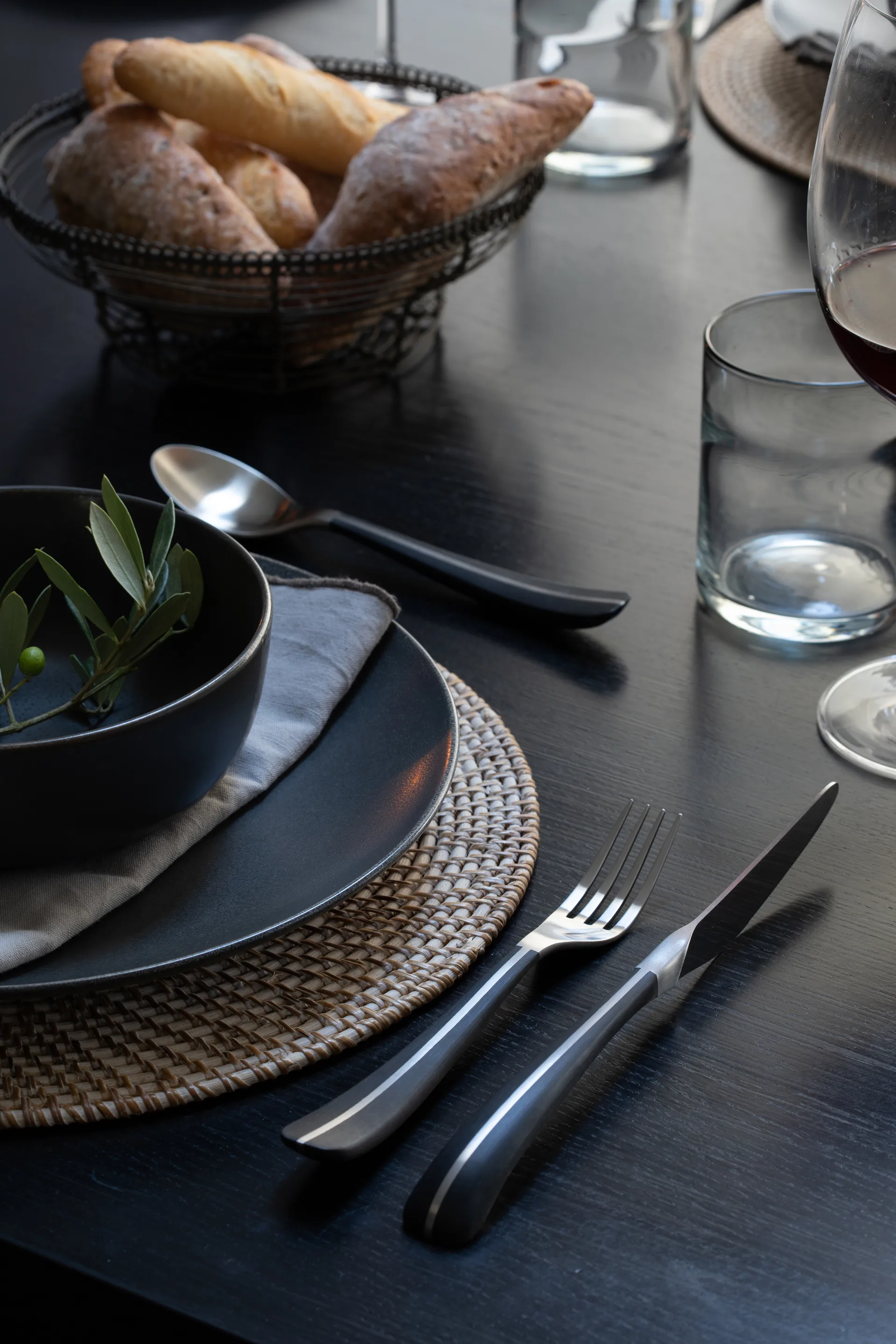 Contour 餐具 cutlery 24 pieces, 黑色 Robert Welch