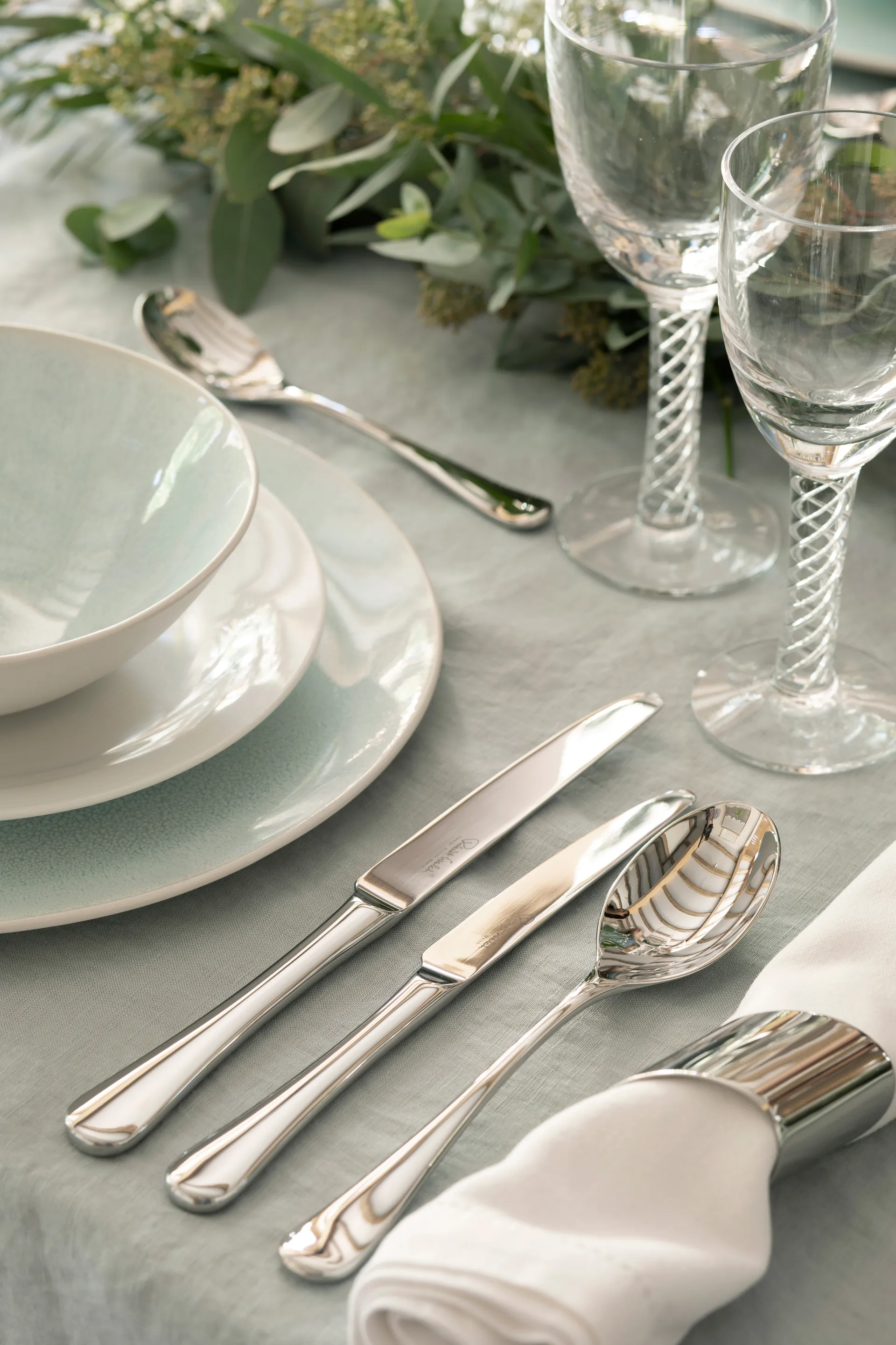 Radford 餐具 cutlery mirror, 42 pieces Robert Welch