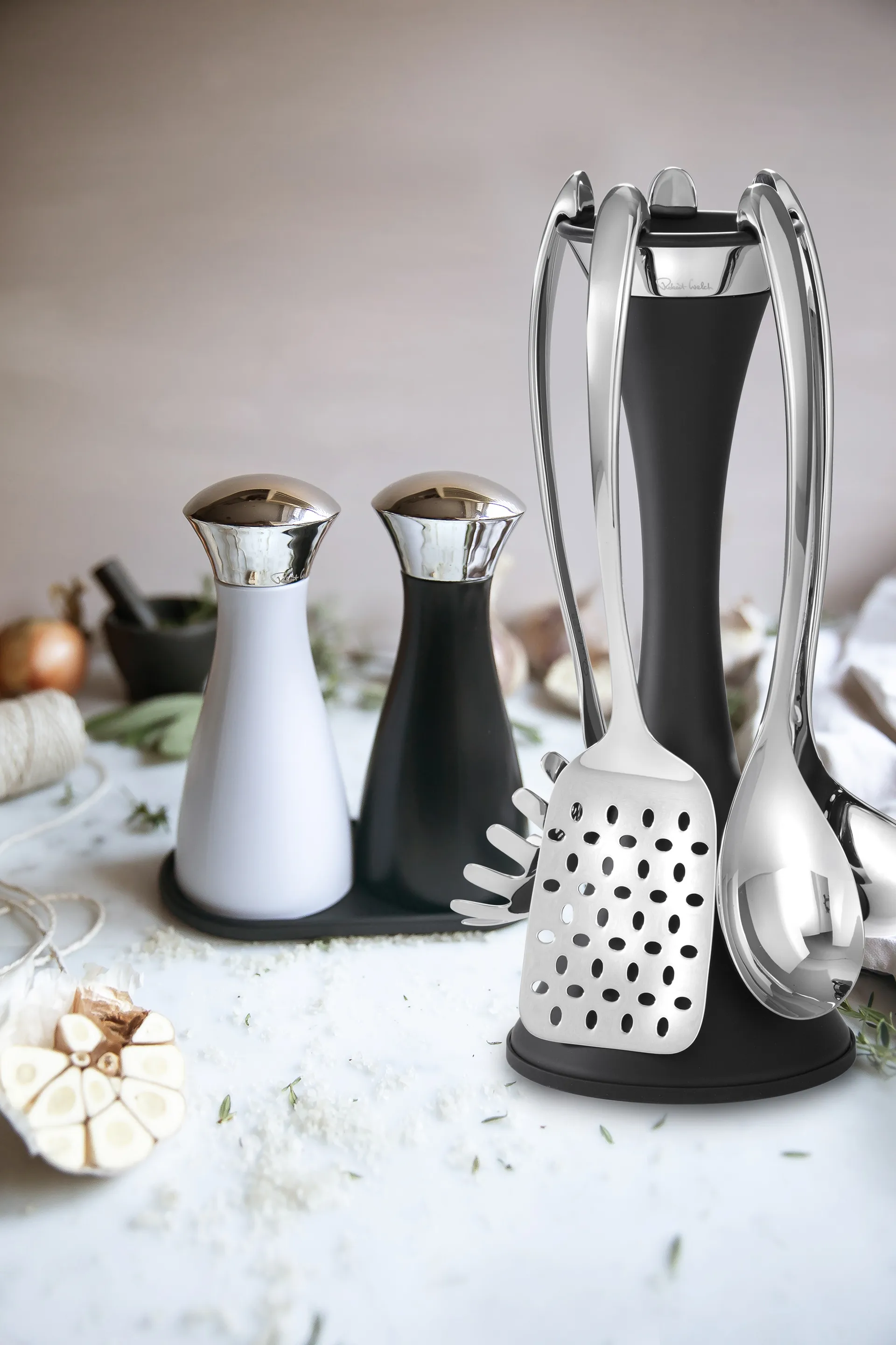 Robert Welch Signature 厨房用具挂架六件套, 黑色 Robert Welch