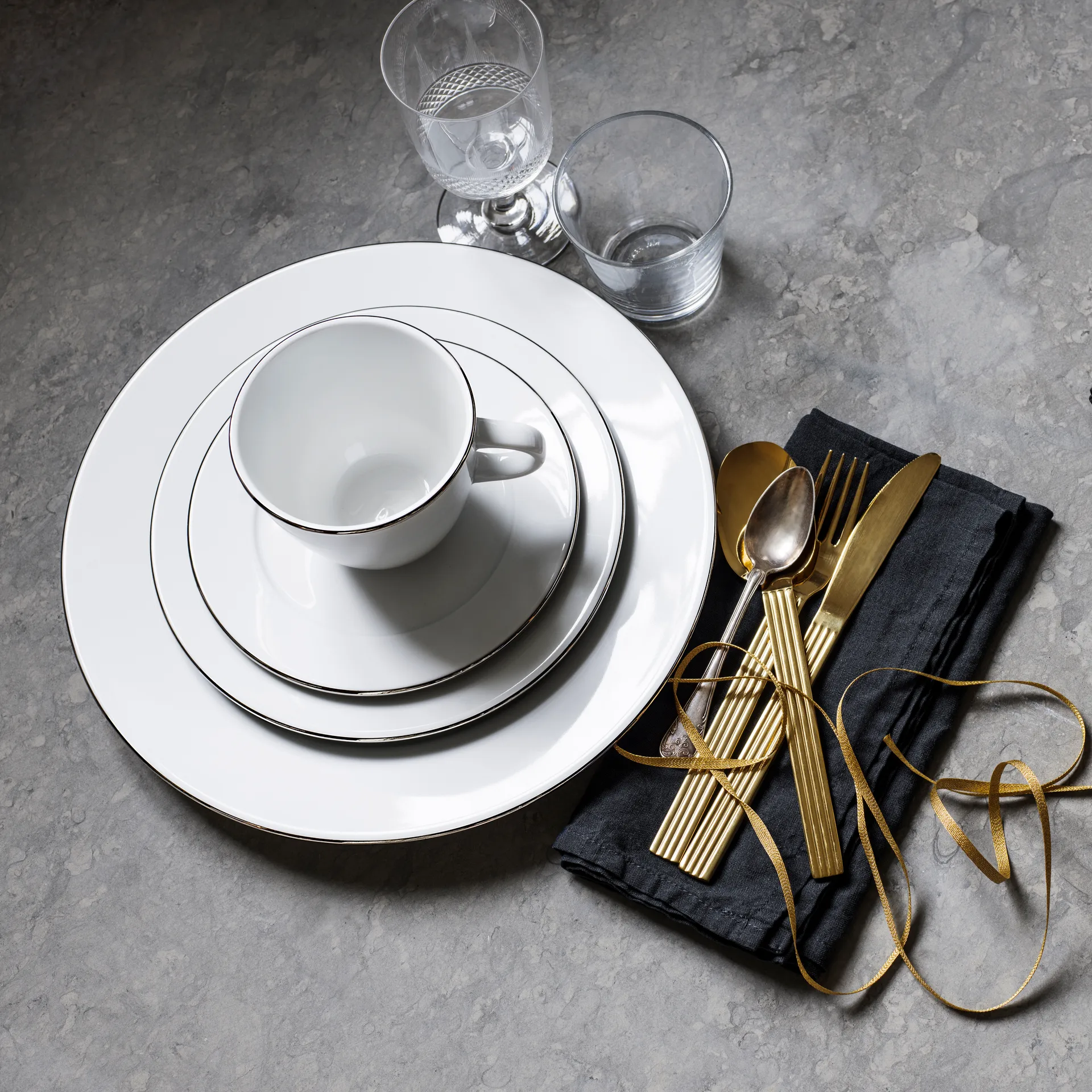 Corona 盘子, 21 cm Rörstrand