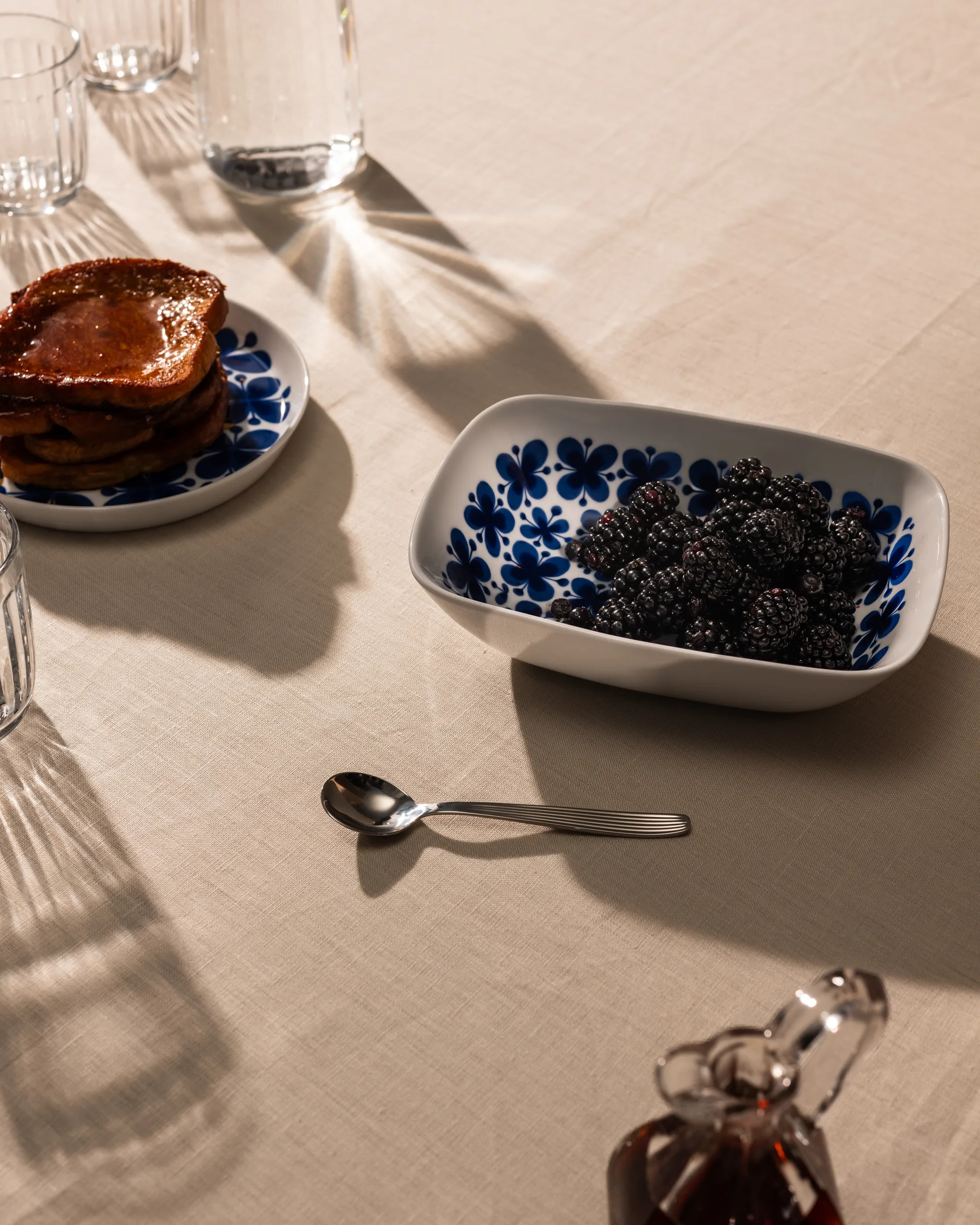 Mon Amie 蓝蝴蝶系列 长方形碗, 长方形碗_15.5x21.2cm Rörstrand