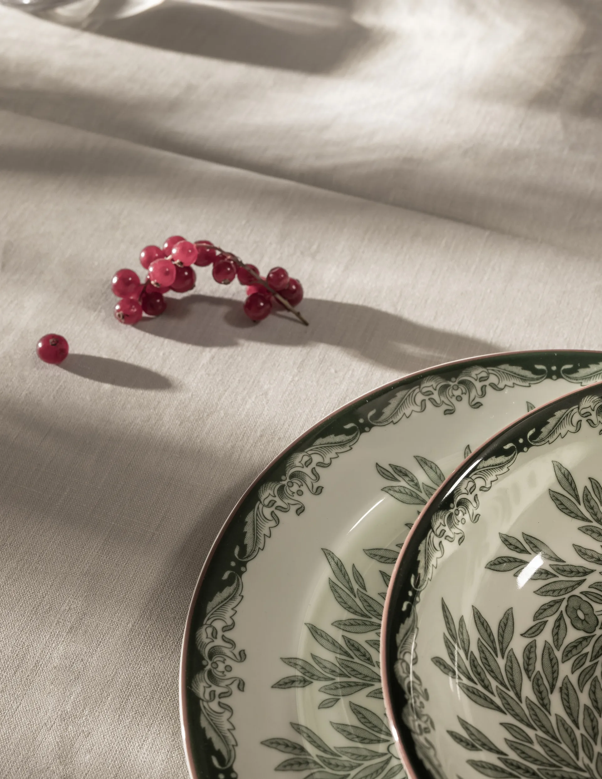 Ostindia Floris 神秘东方 旷野 2012新设计 深盘 Ø22 cm, 绿色 Rörstrand