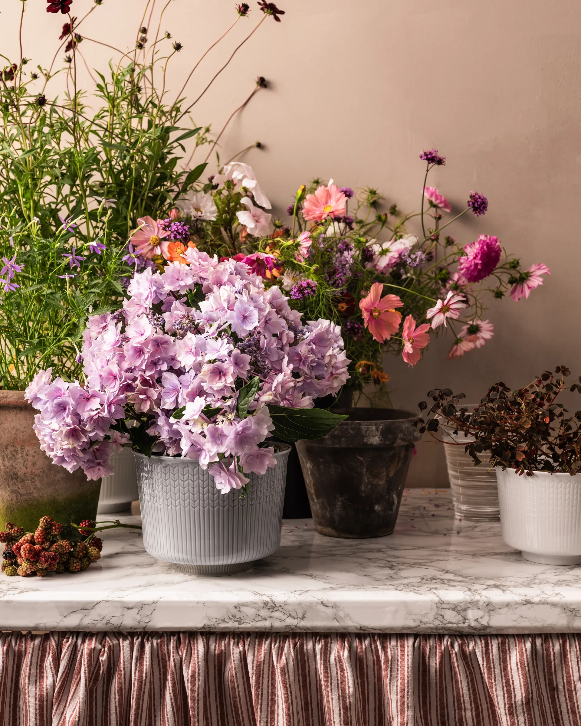 Swedish Grace 花盆Ø20cm, 雾灰色 Rörstrand