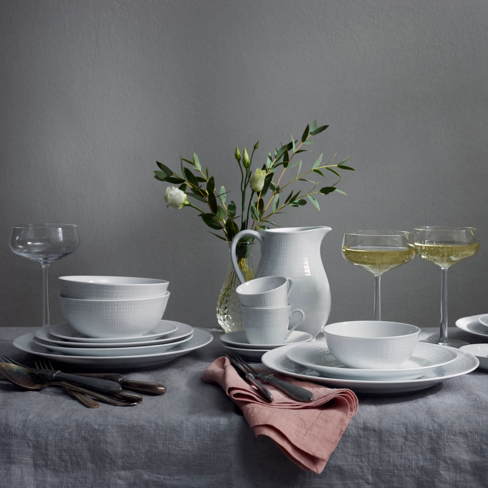 Swedish Grace 盘子 21 cm, 六件套装 snow (白色) Rörstrand