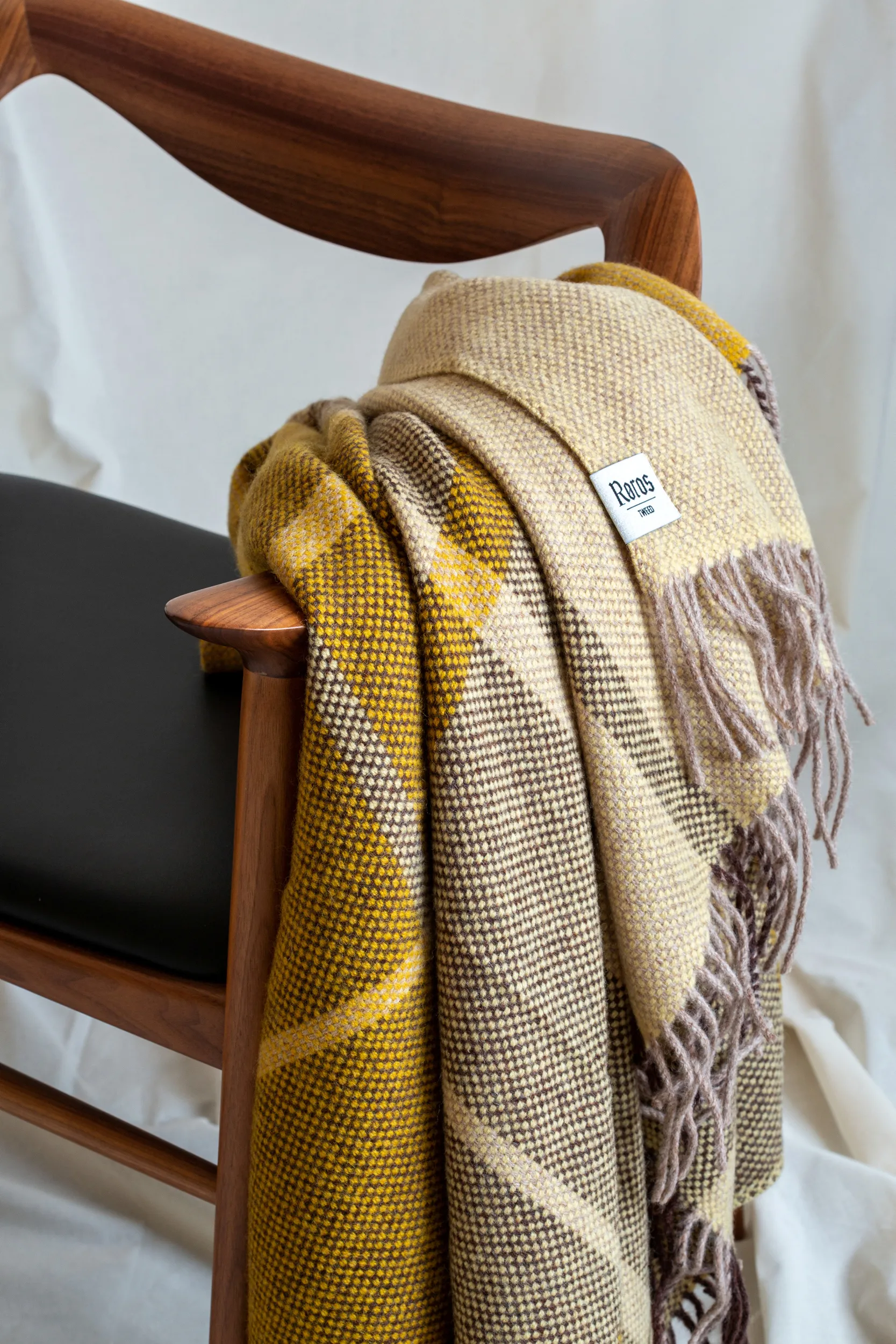 Filos 休闲毯 145x220cm, 黄色 Røros Tweed