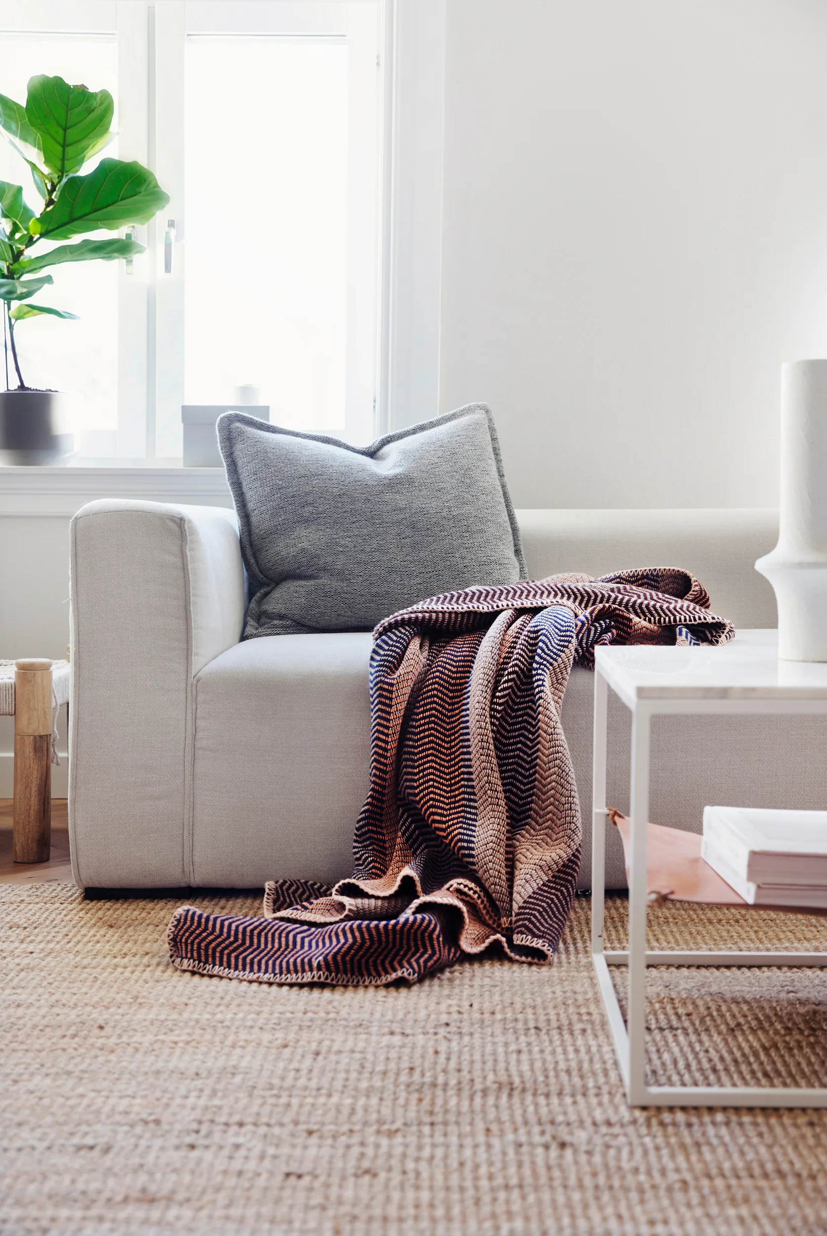 Fri 毯子 150x200 cm, By the fire Røros Tweed