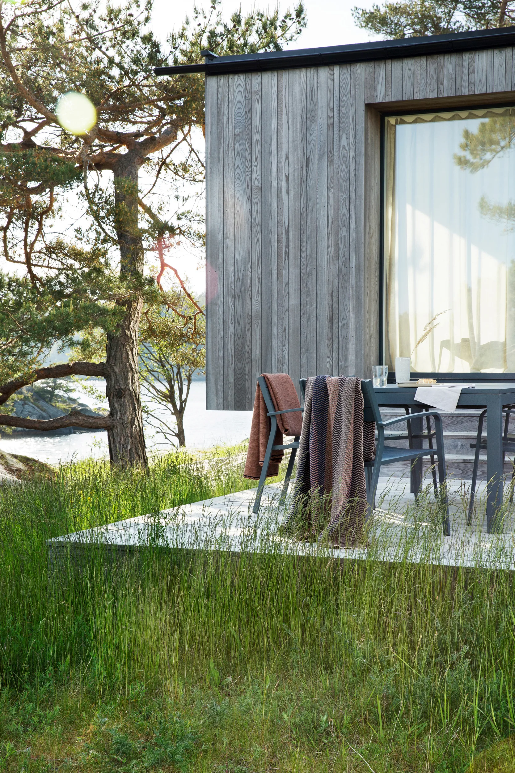 Fri 毯子 150x200 cm, By the fire Røros Tweed