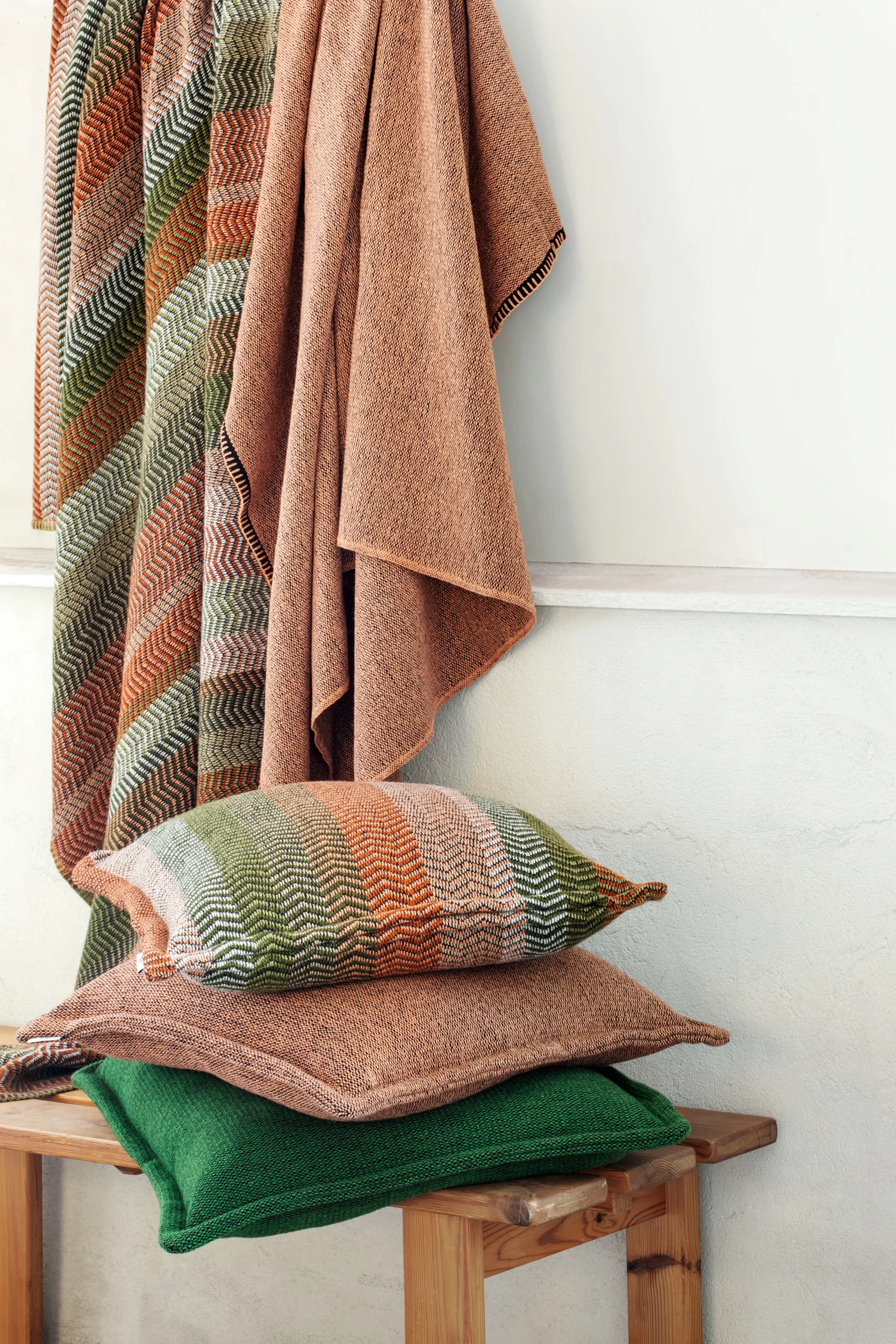 Fri 毯子 150x200 cm, Summer 红色 Røros Tweed