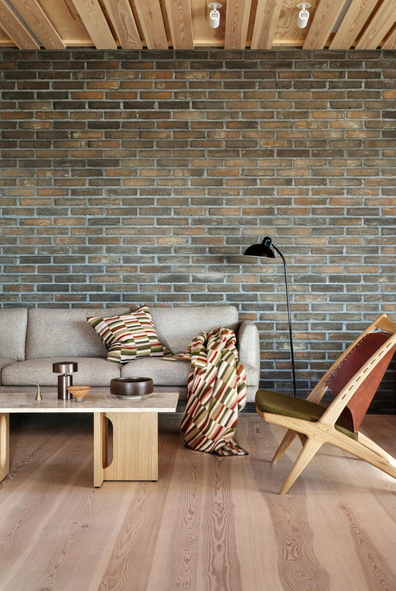 Ida 靠枕|靠垫 50x50 cm, 橄榄色 burgundy Røros Tweed