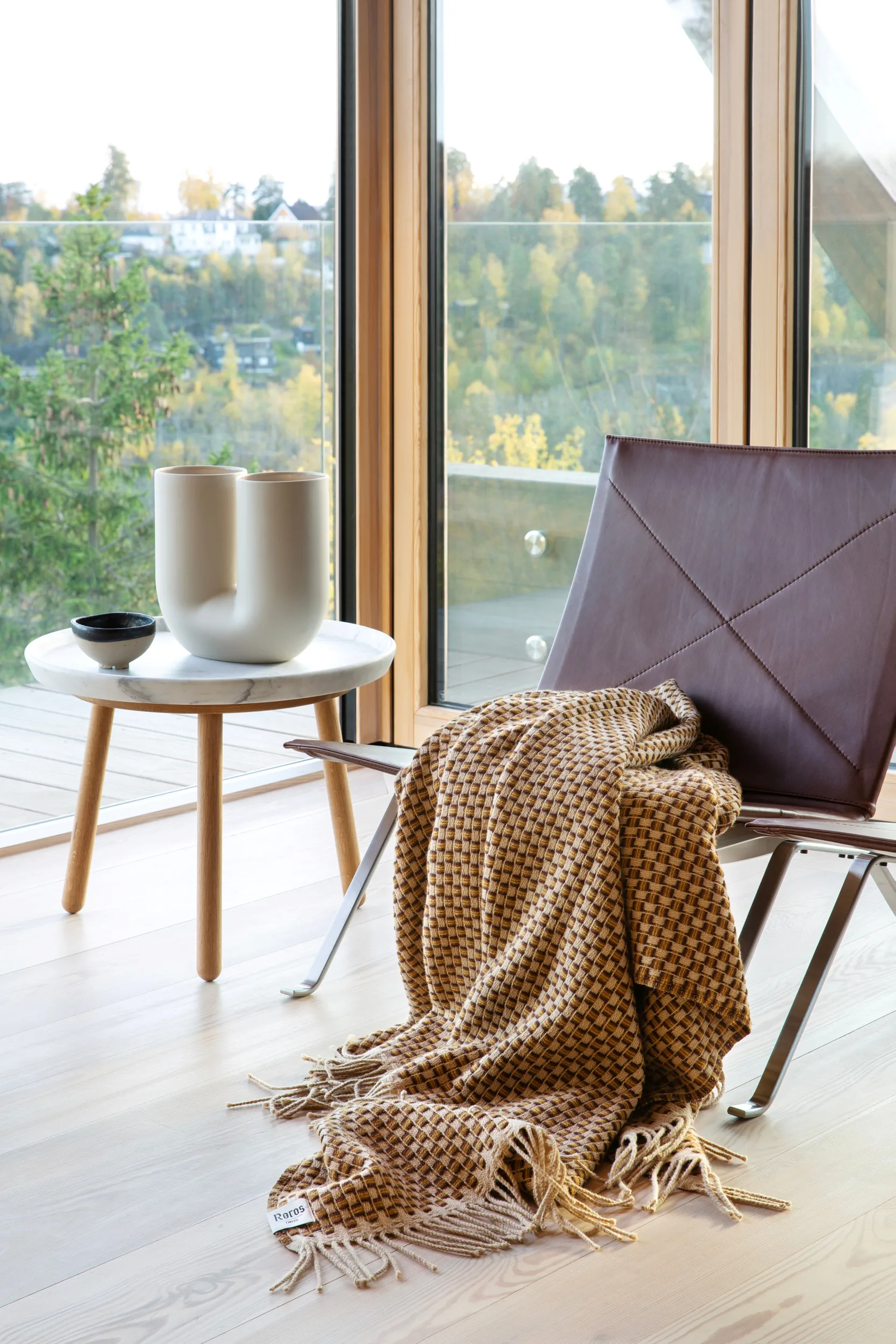 Isak 艾萨克流苏 羊羔毛毯子 150x210 cm, Chestnut Røros Tweed