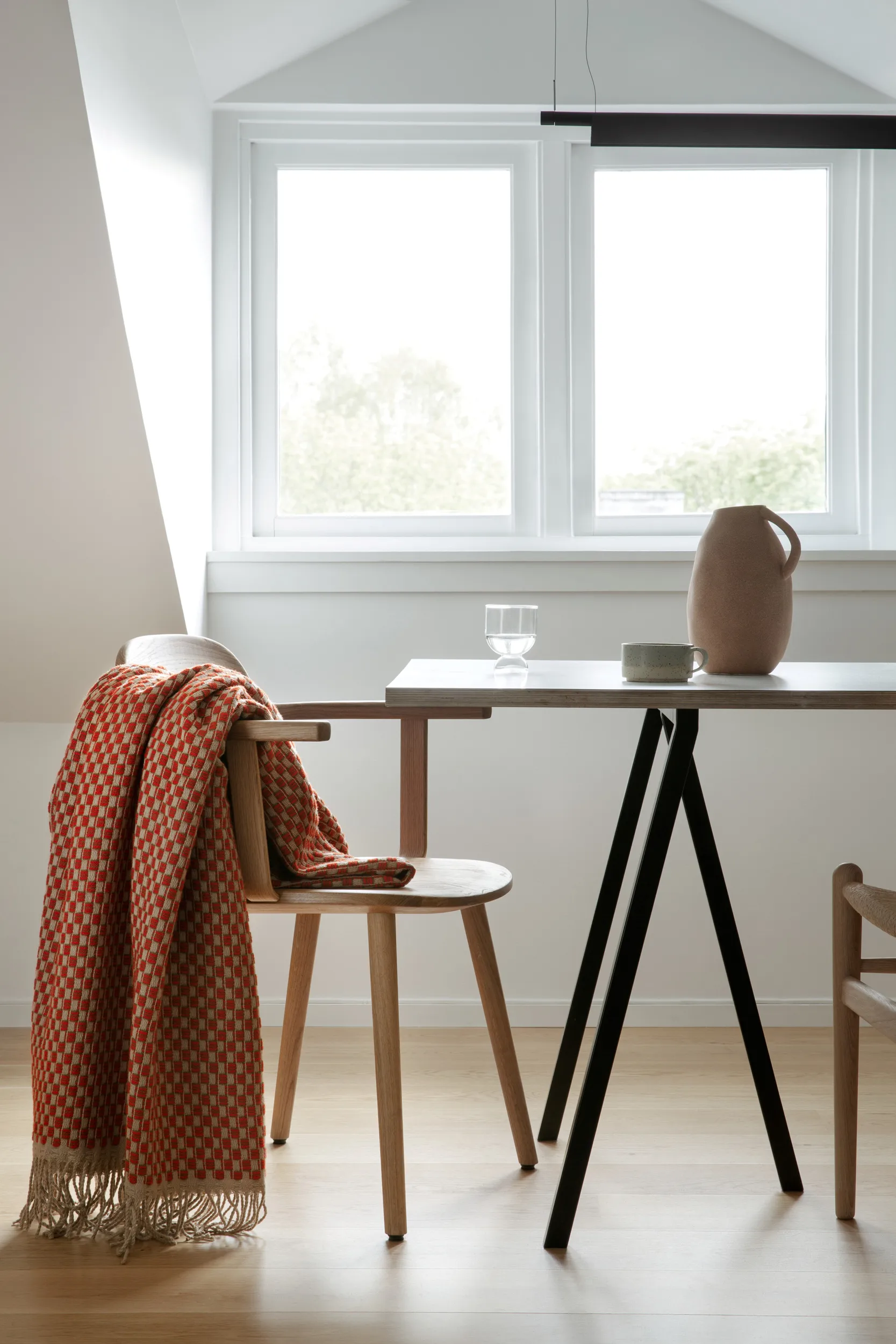 Isak 艾萨克流苏 羊羔毛毯子 150x210 cm, 红色 sumac Røros Tweed