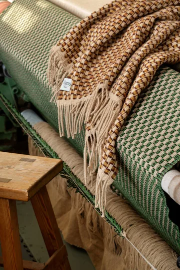 Isak 休闲毯 150x210cm - 栗棕色 - Røros Tweed