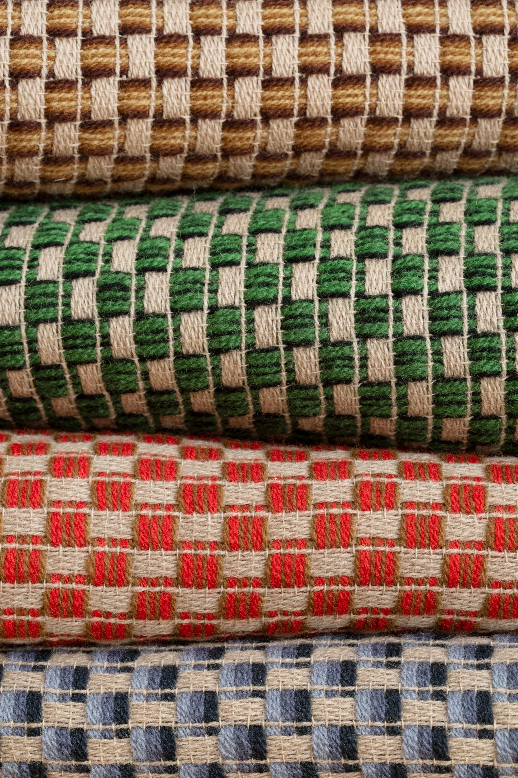 Isak 休闲毯 150x210cm, 遥远蓝 Røros Tweed