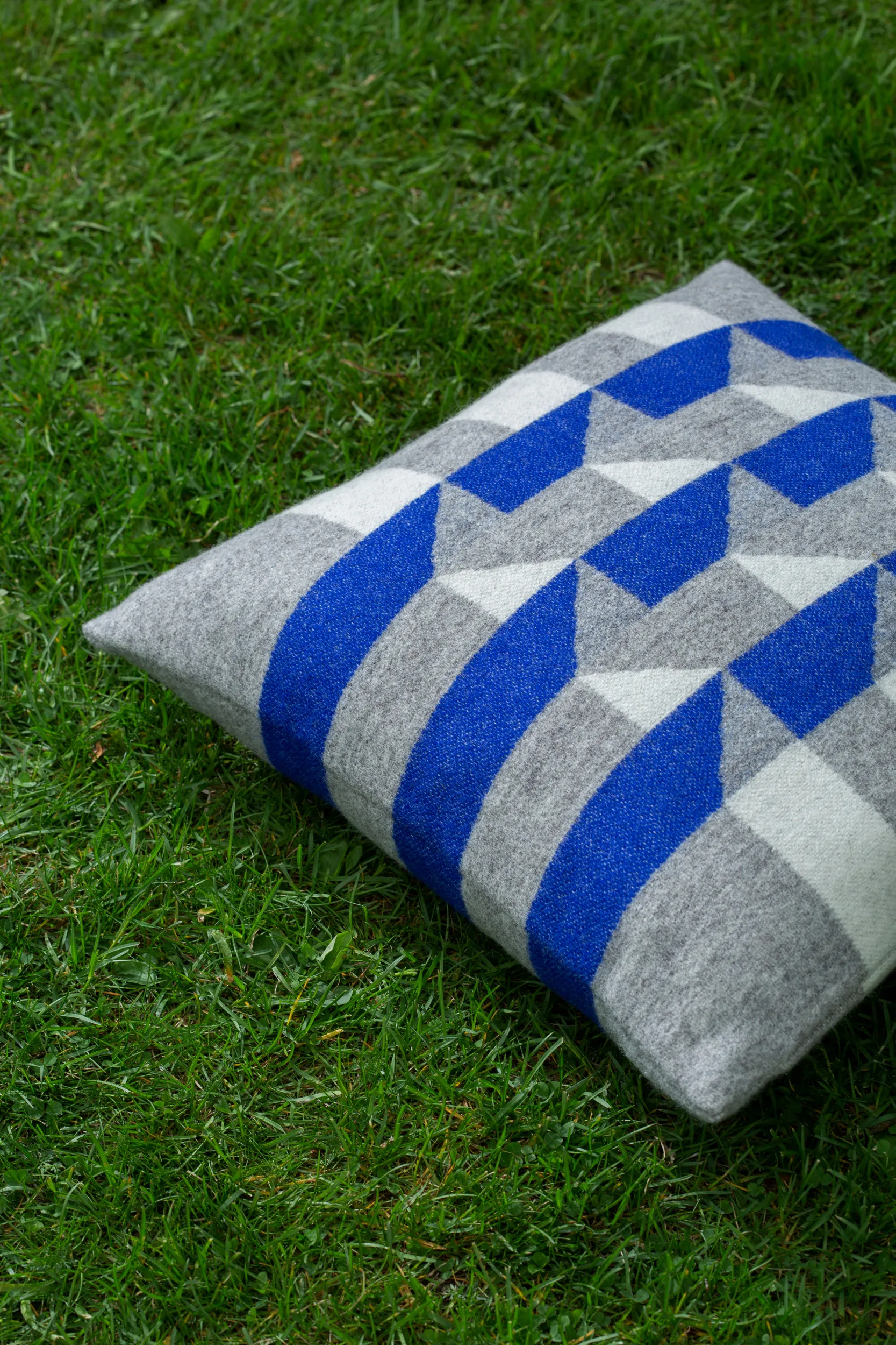 Kvam 抱枕 50x50cm, 蓝色 Røros Tweed