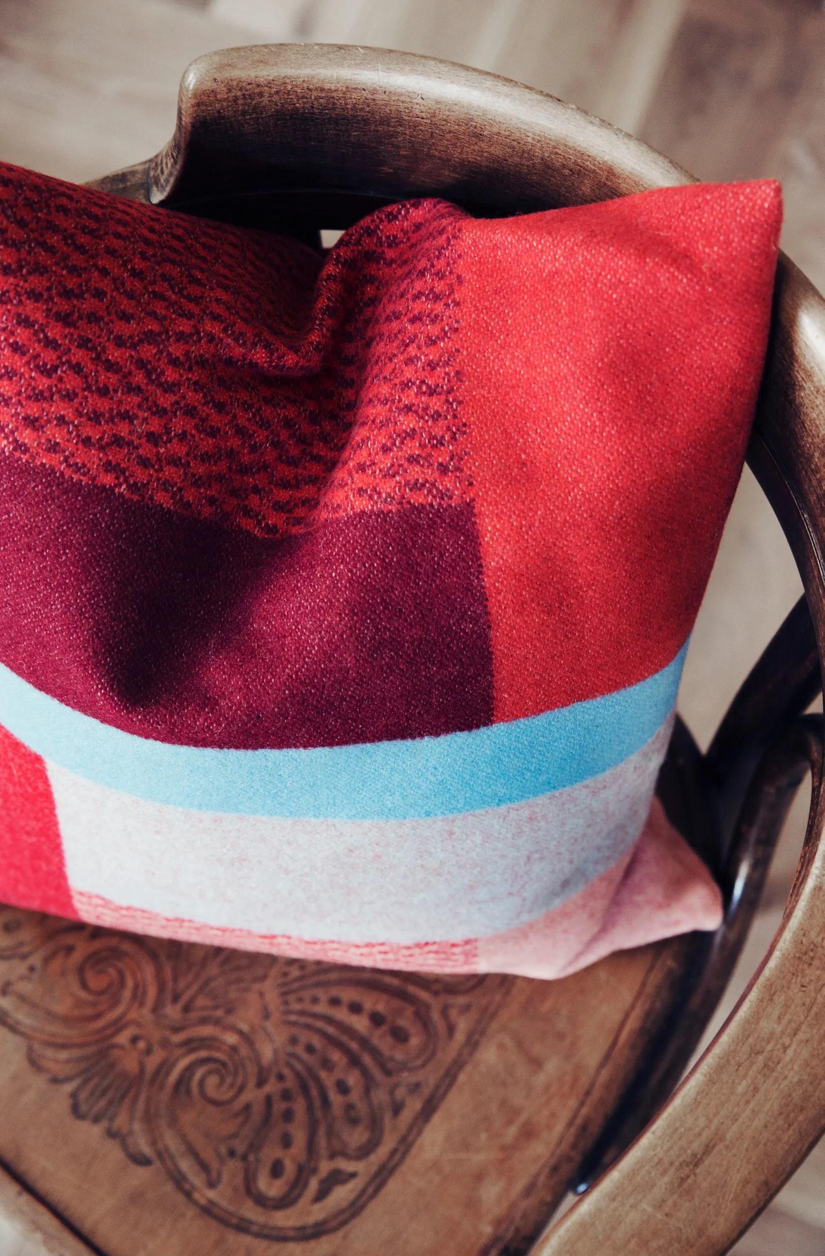 Mikkel 靠枕|靠垫 50x50 cm, 红色 Røros Tweed