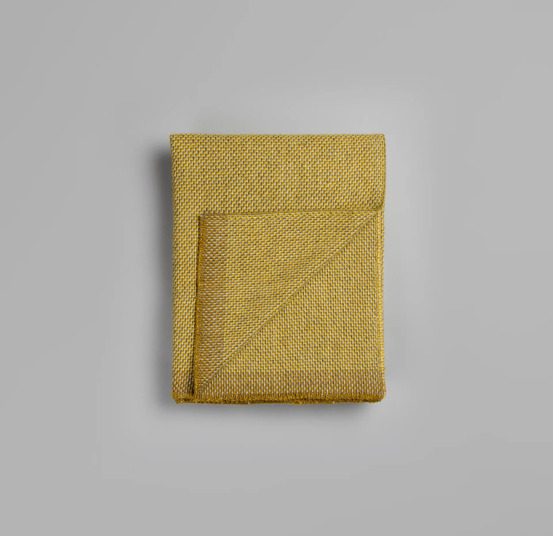 Una 巫娜 纯色羊羔毛毯子 150x200 cm, Ochre Røros Tweed