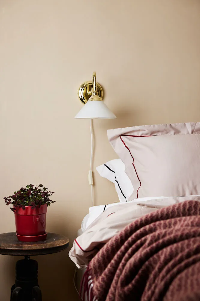 Carl 床上用品套装 150x210 cm, 米色-burgundy Sagaform