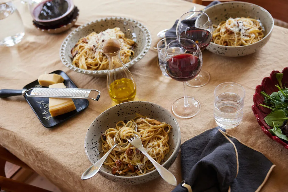 Edith 桌布 150x280 cm, 米色 Sagaform