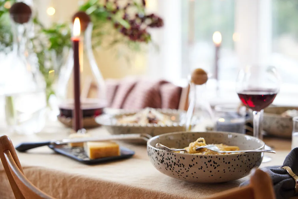 Edith 桌布 150x280 cm, 米色 Sagaform