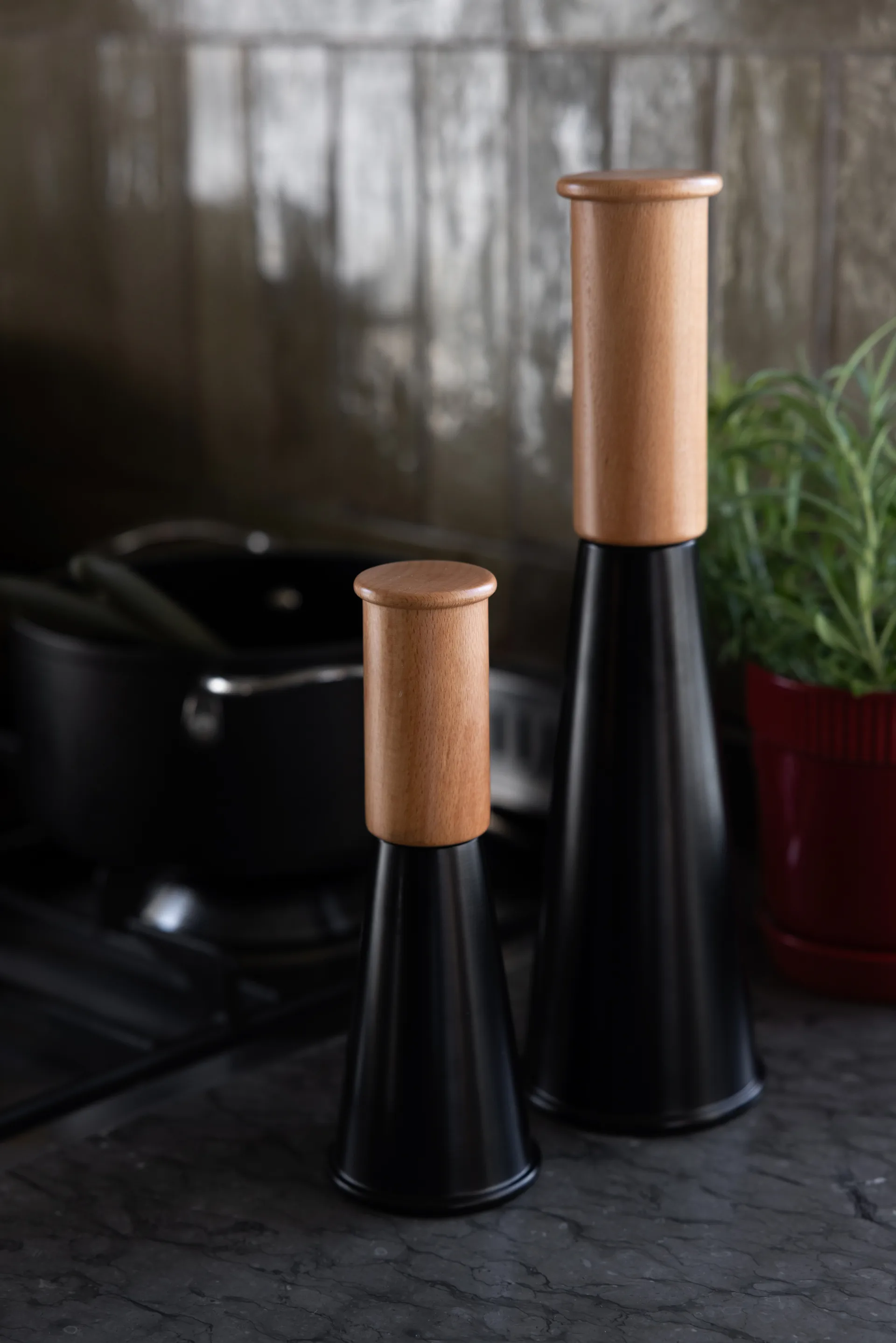 Gherkin 大号盐和胡椒研磨器32cm, 黑棕色 Sagaform
