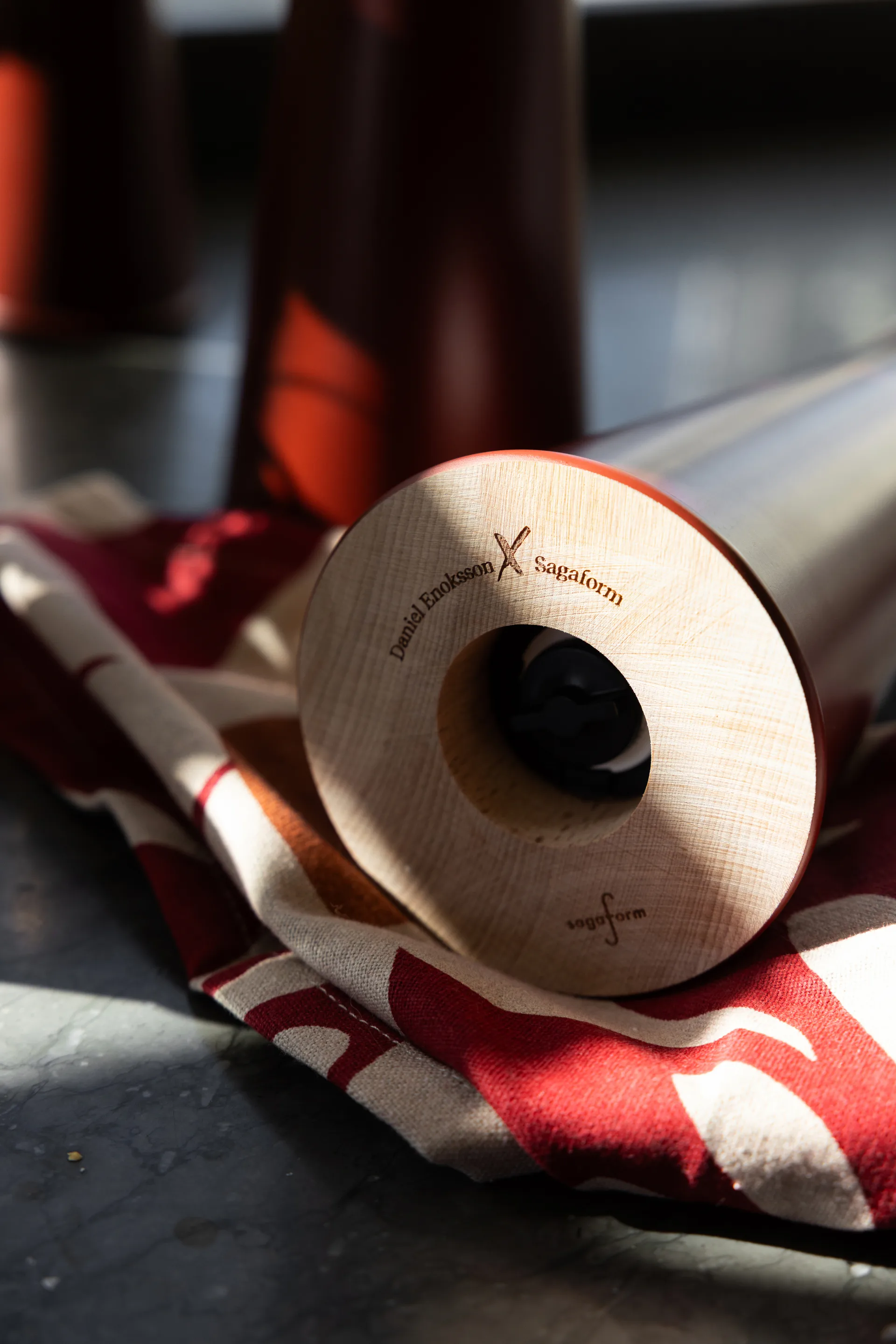 Gherkin salt 和 pepper grinder 大 32 cm, 红色-褐色 Sagaform