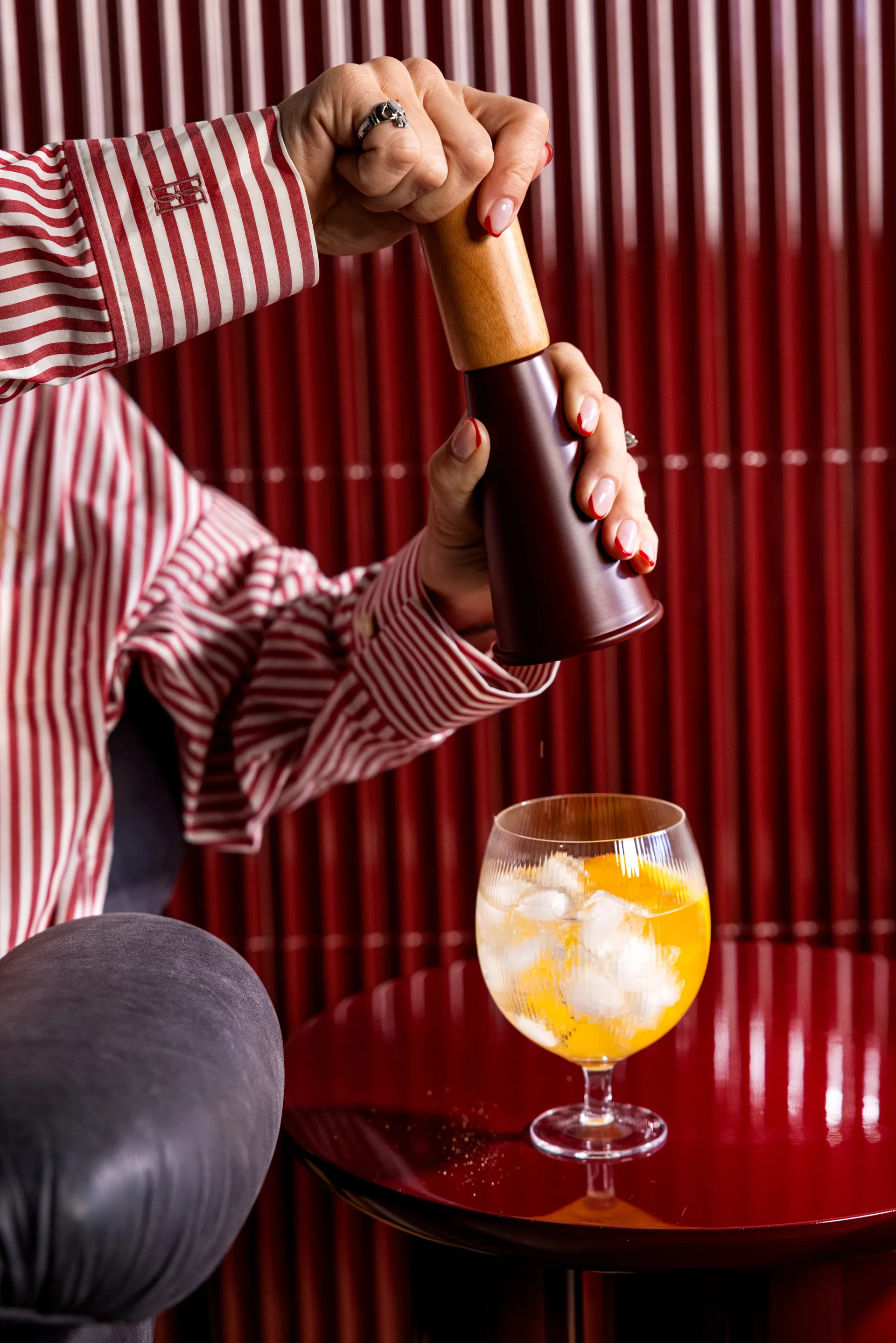 Gurken salt 和 pepper grinder 中 20.5 cm, 红色-褐色 Sagaform