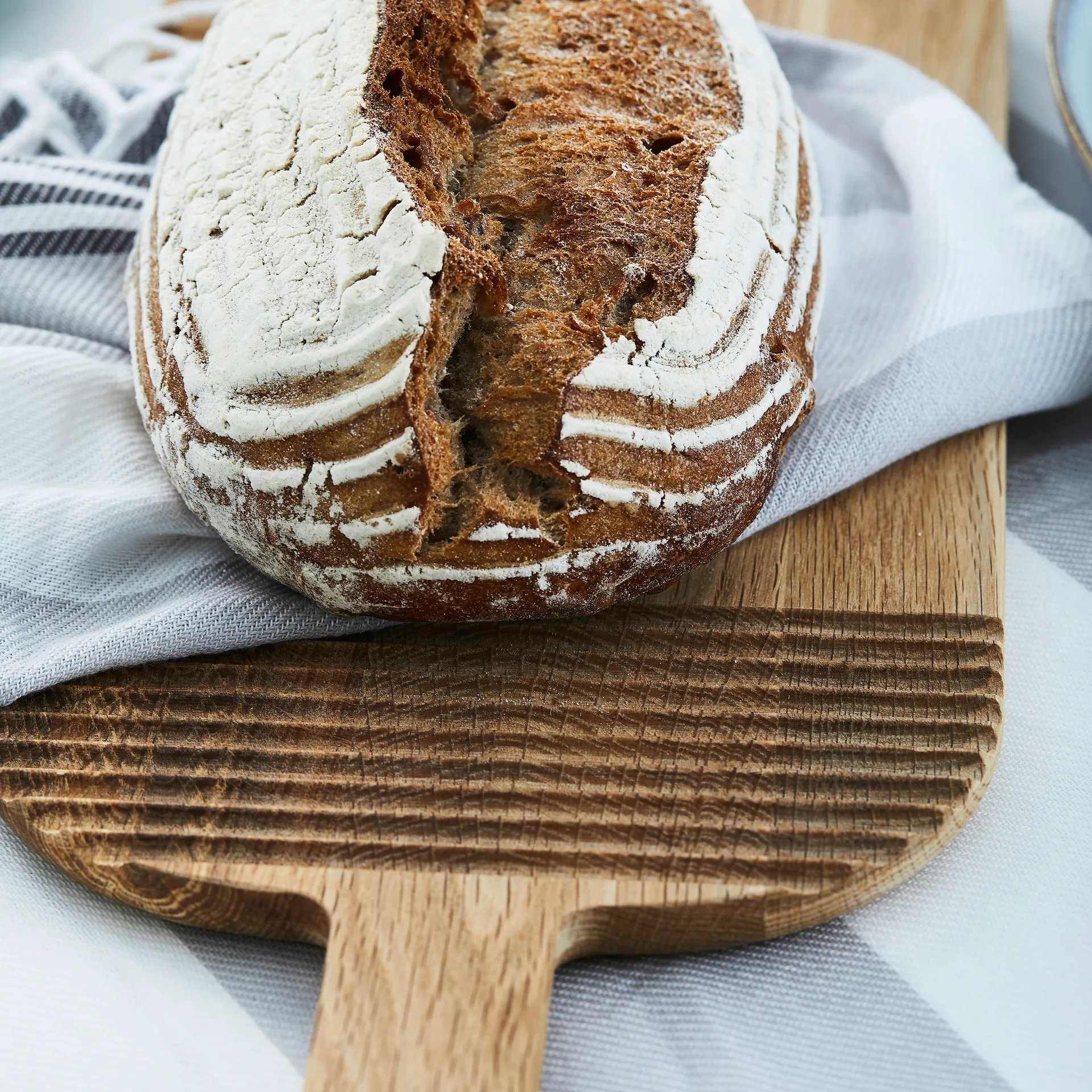 Nature 菜板  bamboo with handle, 54 cm Sagaform