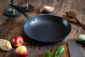 Satake 轻量铸铁陶瓷煎锅 - 30cm - Satake