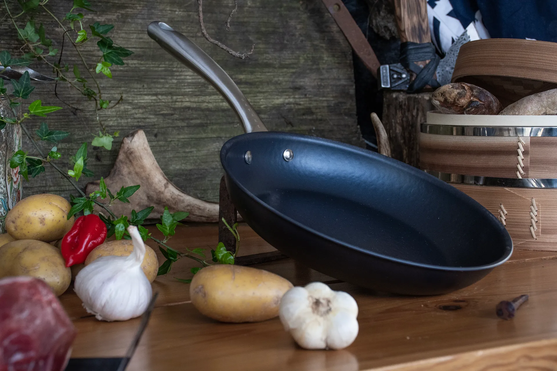 Satake 煎锅/炒锅 in carbon steel, 24cm Satake