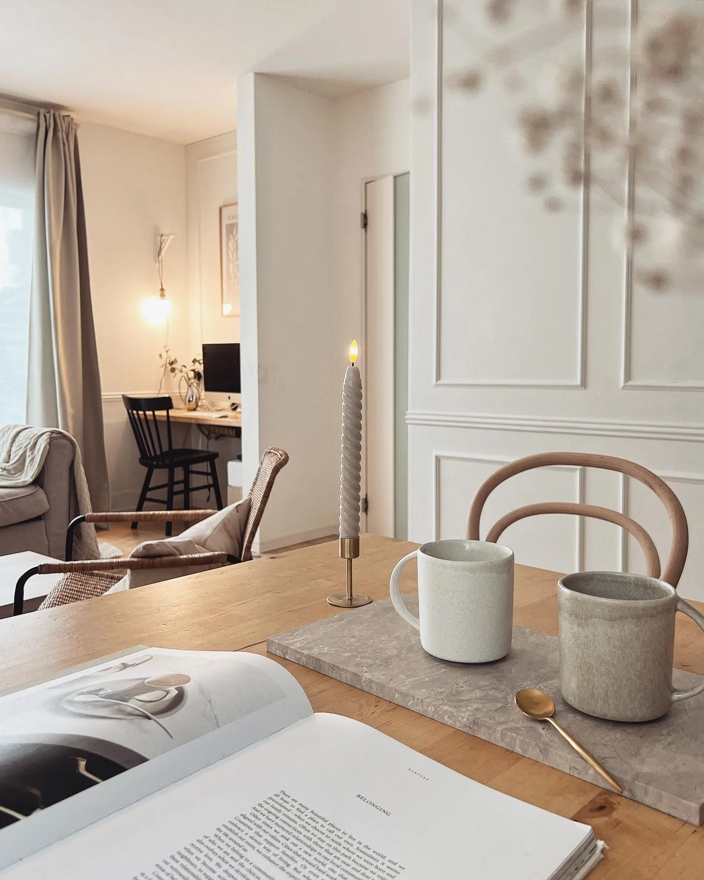 旋转花纹LED蜡烛25 cm 两件套装, 米色 Scandi Essentials