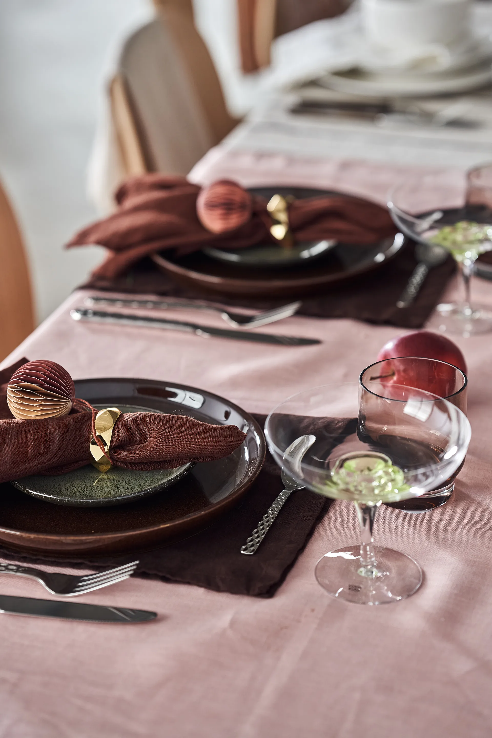 Clean linen table cloth 145x350 cm, 灰粉色 Scandi Living