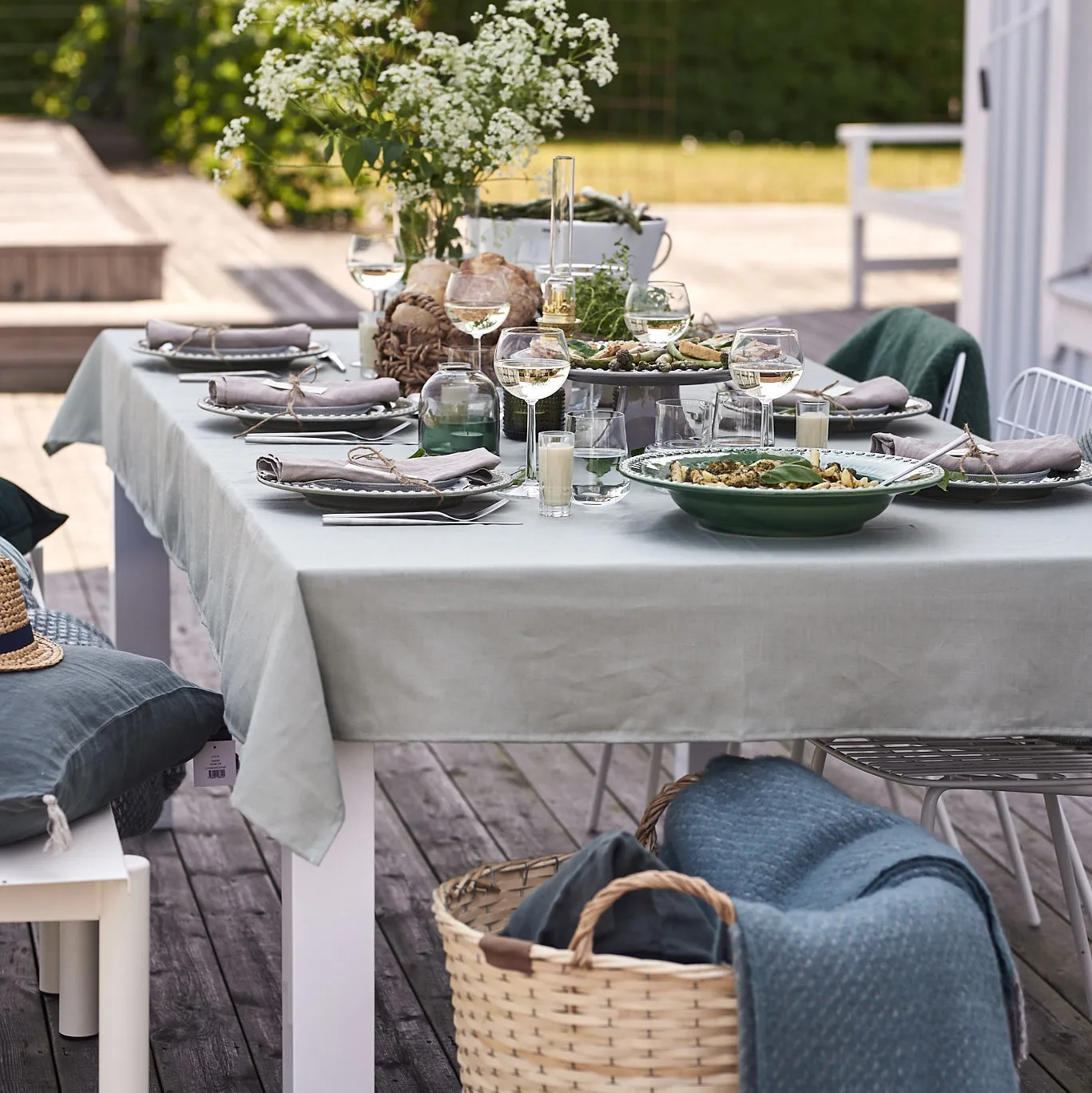 Clean linen table cloth 145x350 cm, 灰绿色 Scandi Living