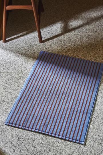 漫游系列 Drift 浴室地垫 50x70cm - 蓝红相间 - Scandi Living