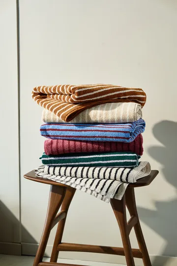 Drift 浴巾70x140cm - 棕色_白色 - Scandi Living