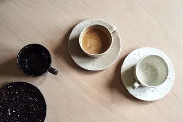Freckle小雀斑 杯子和碟子 260ml - 白色 - Scandi Living