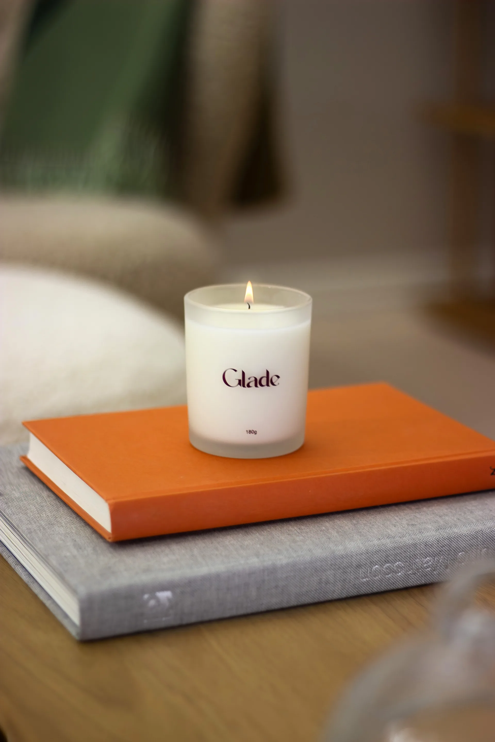 Glade 手工菜籽油香薰蜡烛, 180g Scandi Living