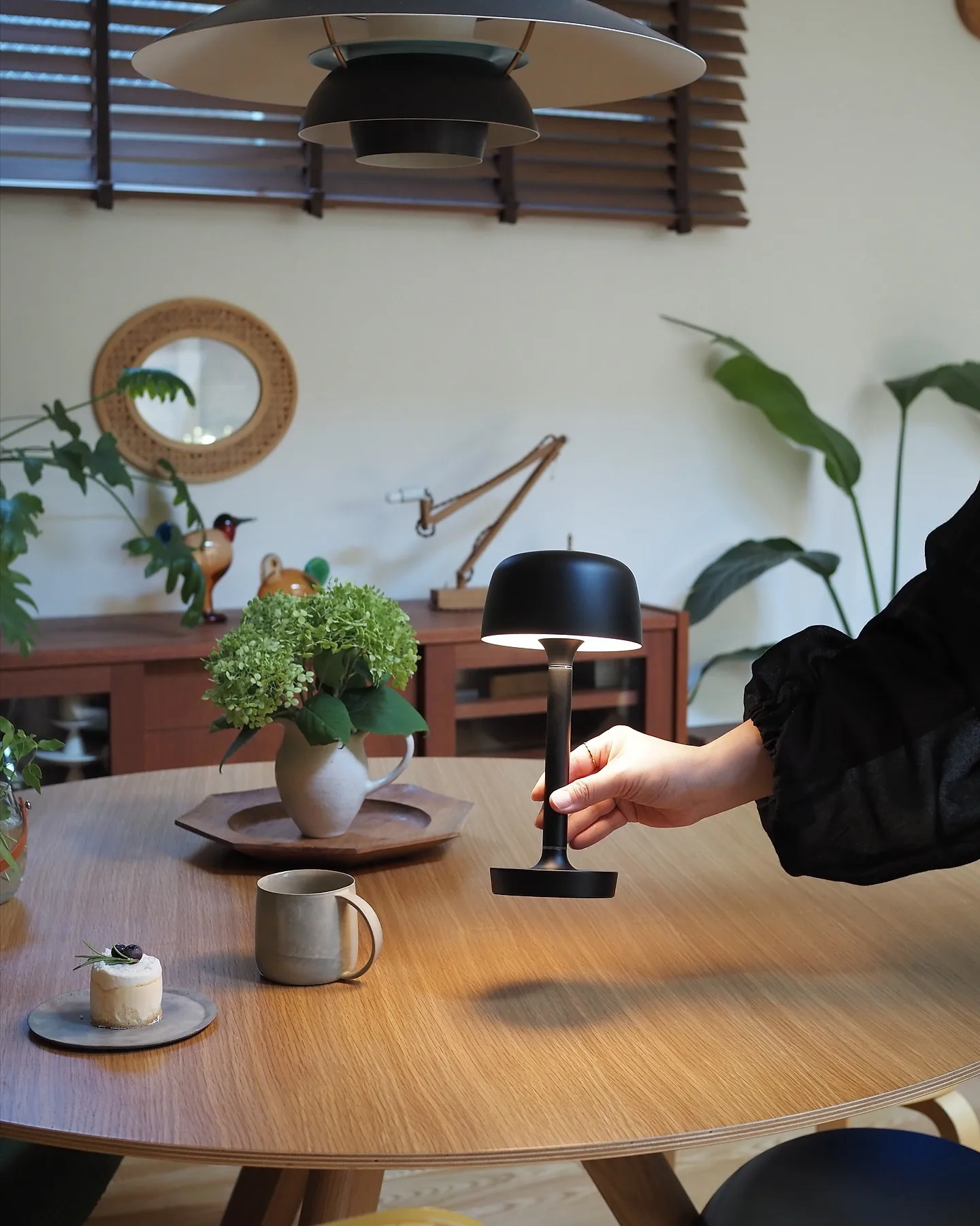 Halo便携式台灯25,5cm, 黑色 Scandi Living