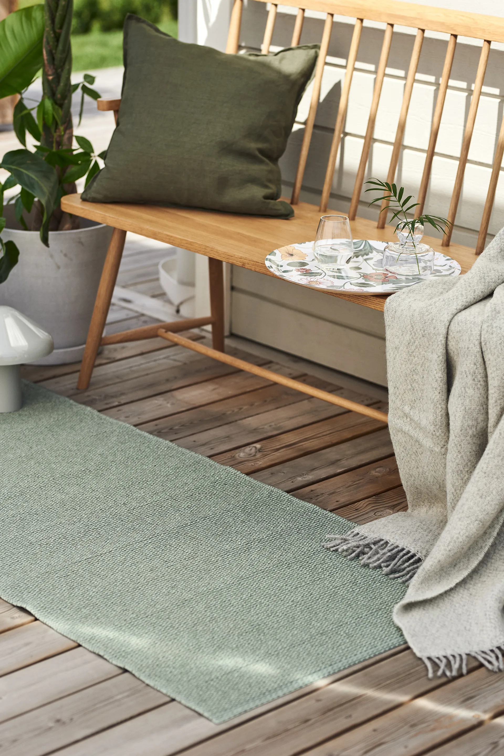Mellow塑料地毯绿色, 70x250cm Scandi Living
