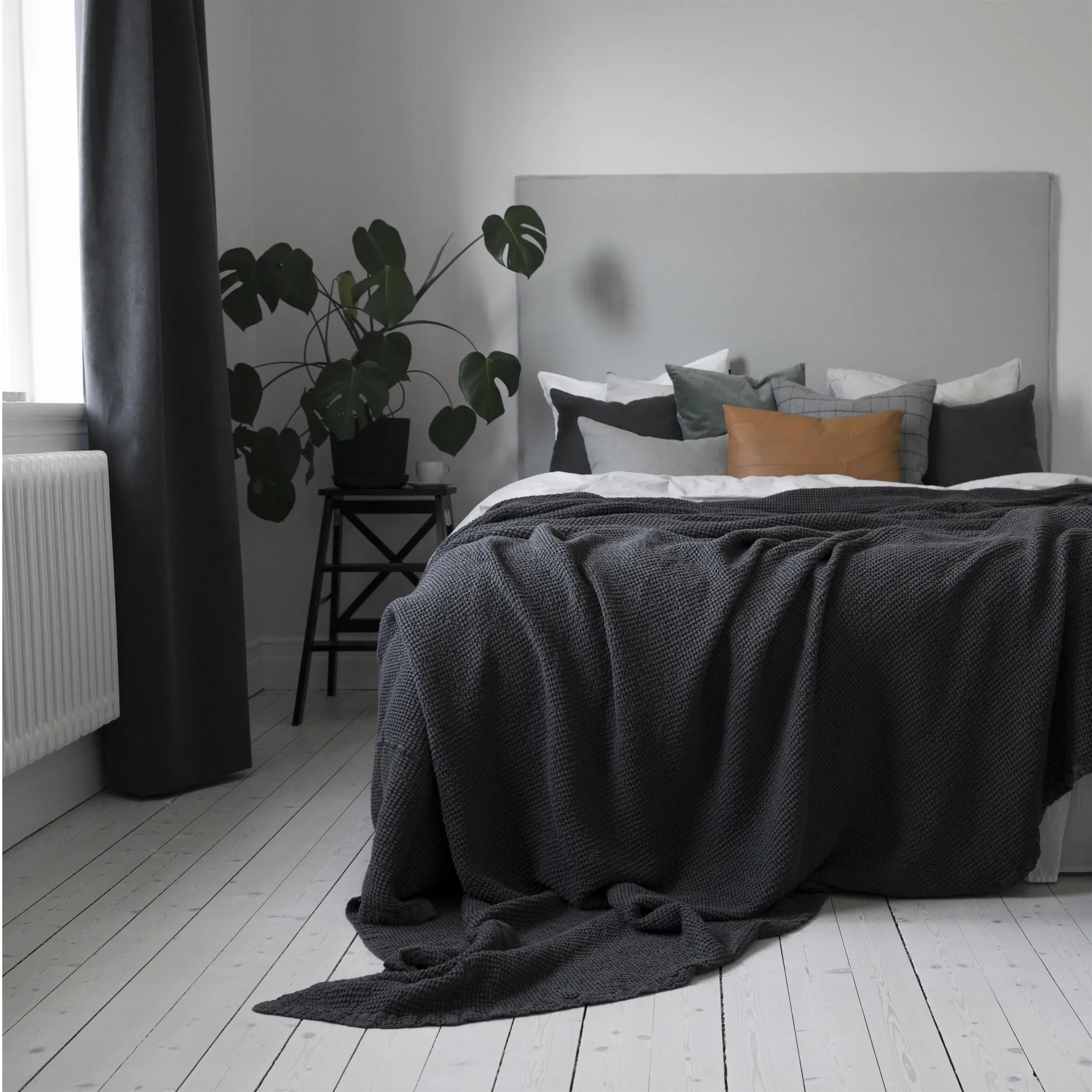 Moss  床罩 260x260 cm, 炭灰色 Scandi Living