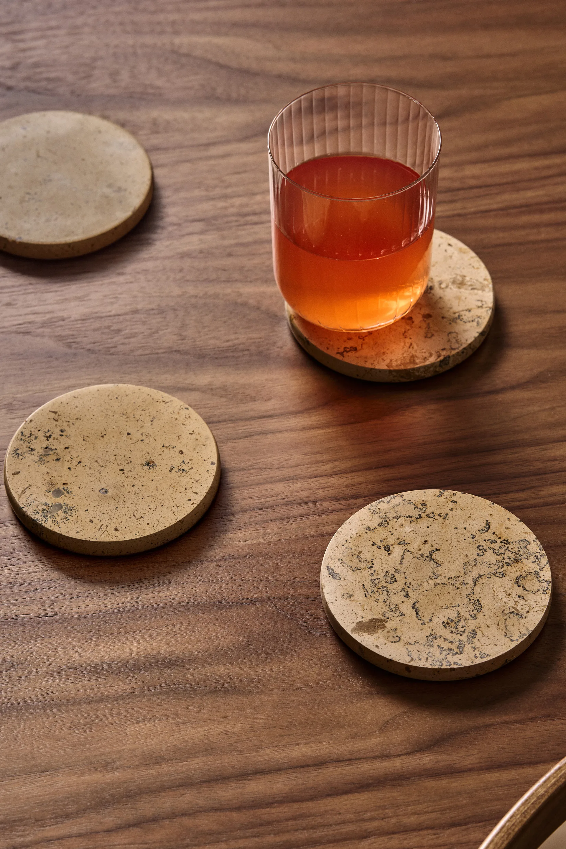 Ridge 玻璃 coasters Ø10 cm 四件套装, 大理石色 Scandi Living