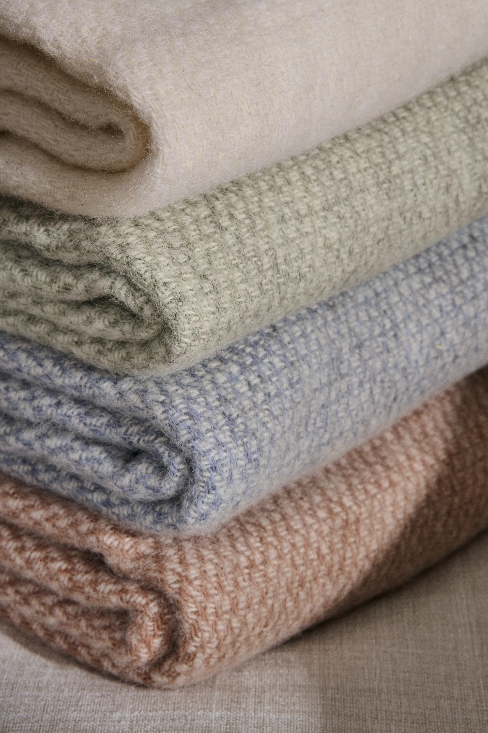 Sandstone 厄尔岛系列 新西兰羊毛毯 130x180 cm, Mustard Scandi Living