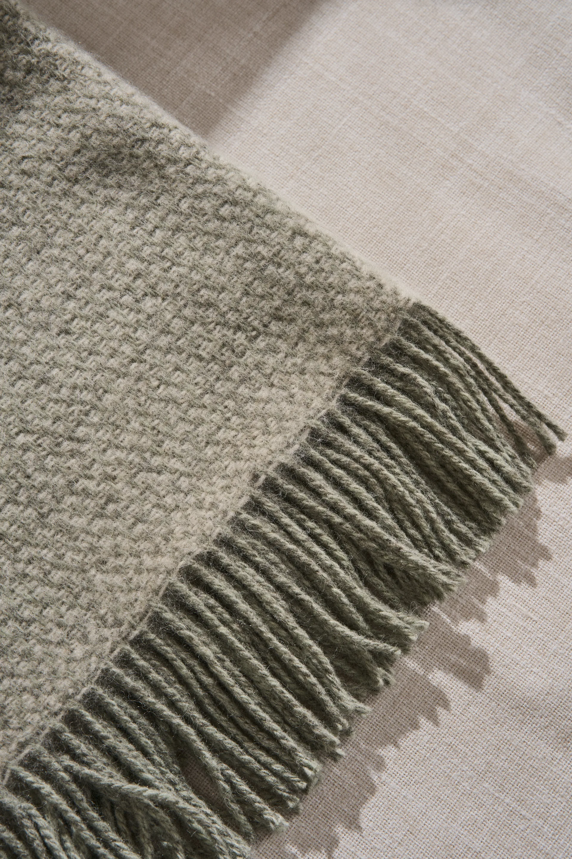 Sandstone 厄尔岛系列 新西兰羊毛毯 130x180 cm, Sage 混纺 Scandi Living