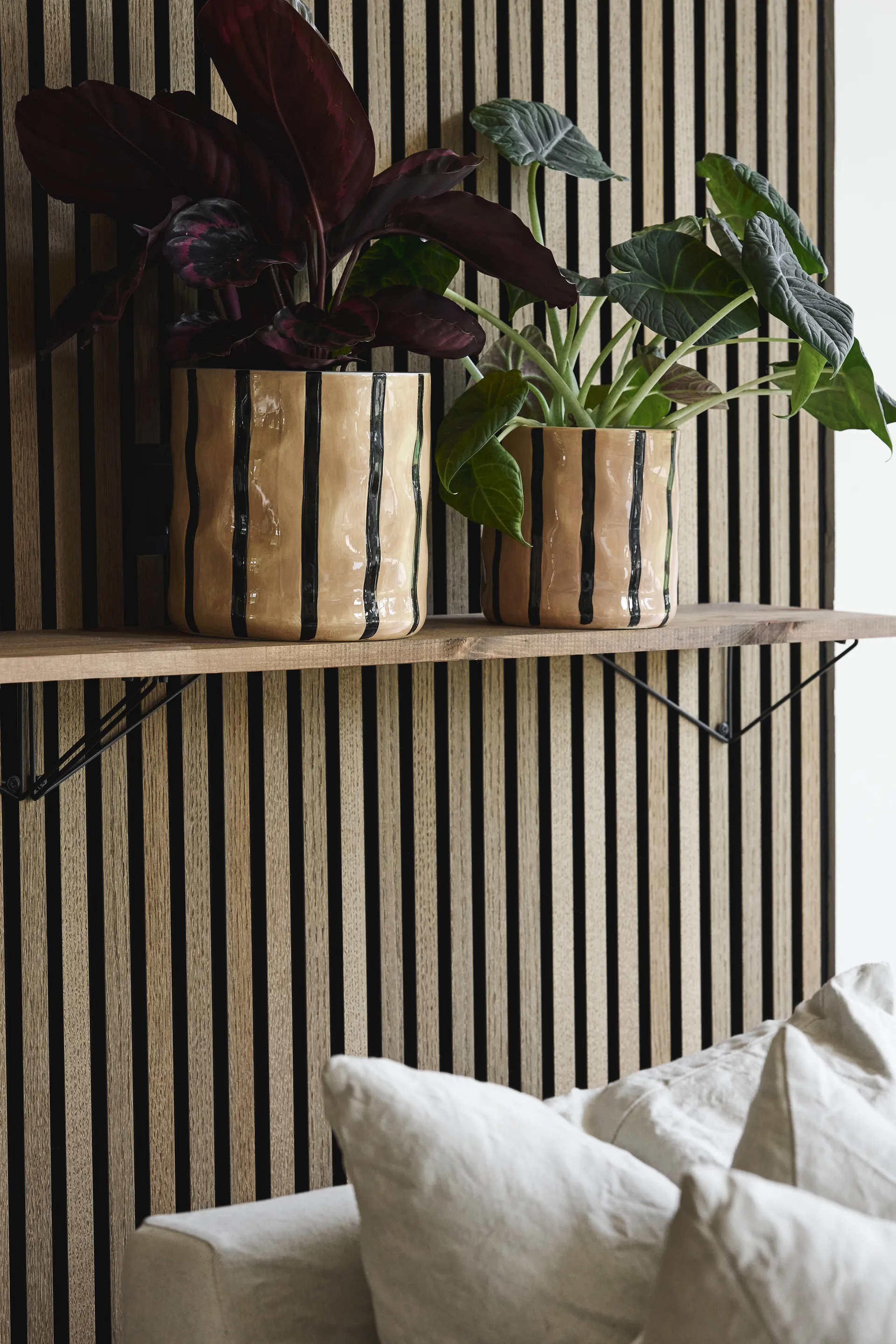 Thrive flowerpot Ø16 cm, 米色-黑色 Scandi Living