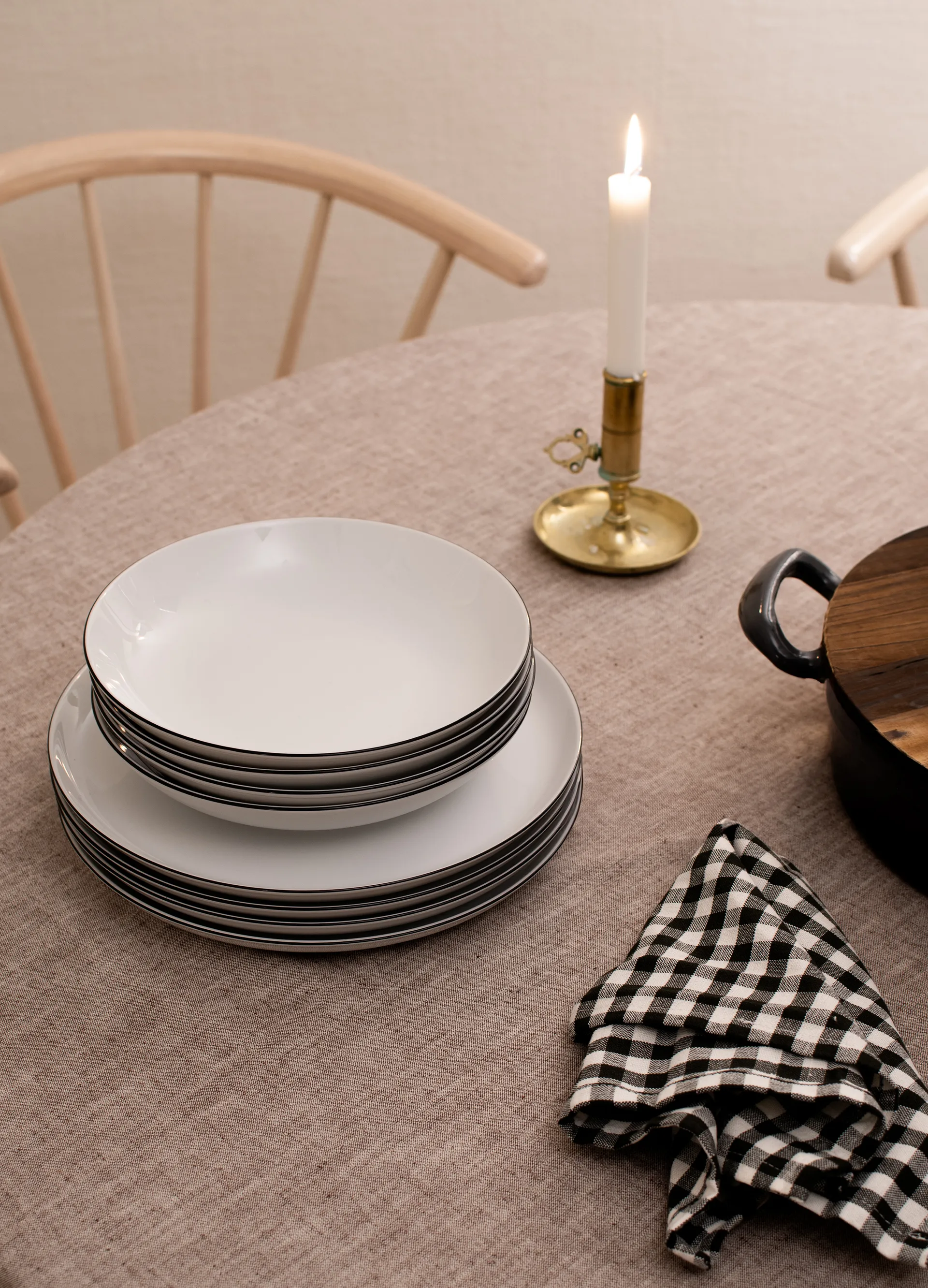 Lido black line 餐具套装 12件, White with black edge Seltmann Weiden