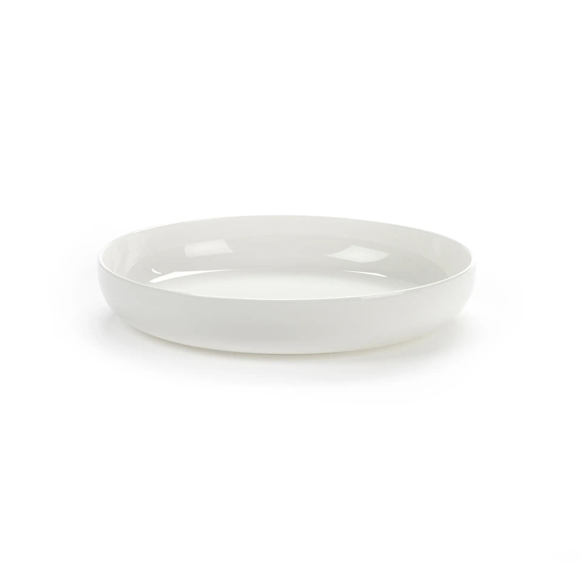 Base small 盘子 with high rim white, 16cm Serax