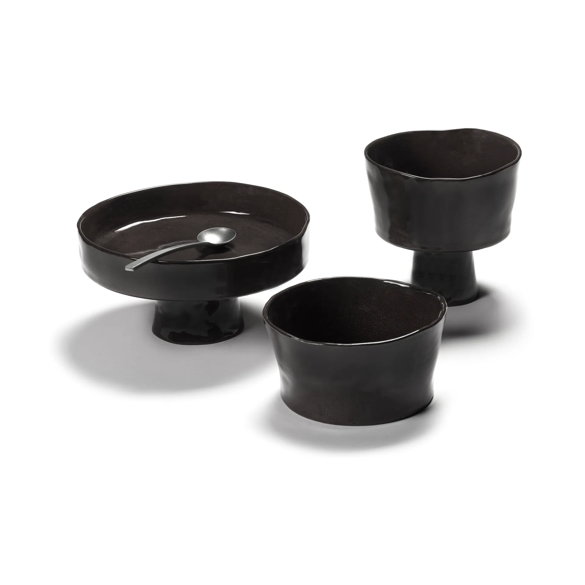 La Mère deep 碟子 on foot L Ø25 cm, Ebony Serax