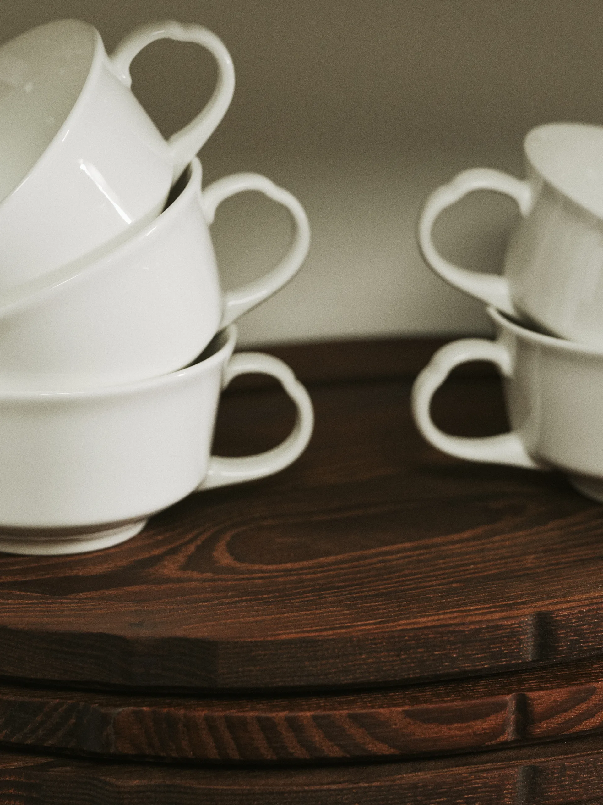 Silhouette oval 托盘 21x30 cm, 白蜡木 Serax