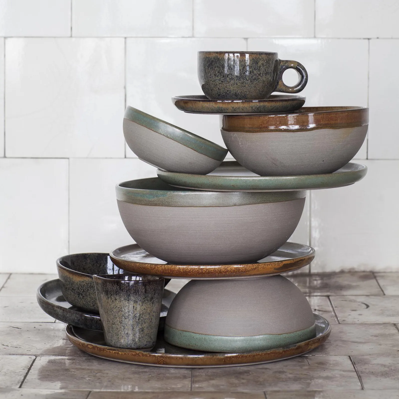 Surface 盘子 27 cm, indi 灰色 Serax