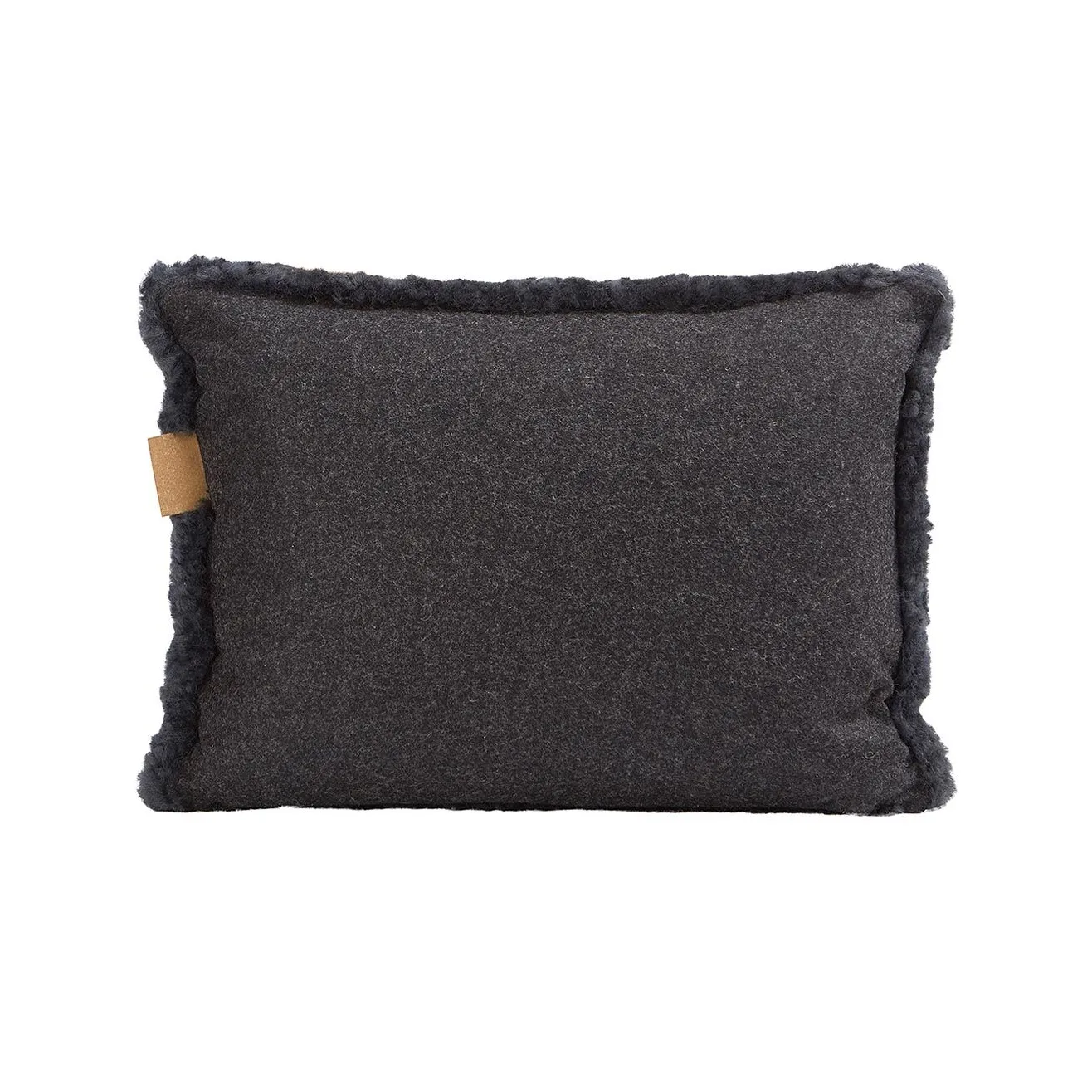 Shepherd Lina sheep skin 靠枕|靠垫 40 x 30 cm, concrete 灰色 Shepherd of Sweden