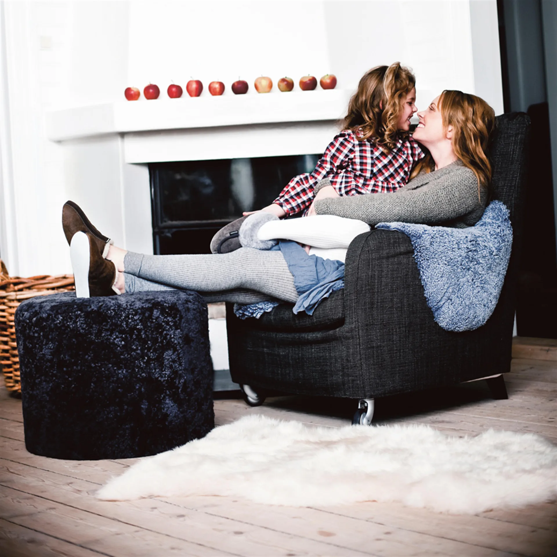 Shepherd sit pouf Frida, 黑色-石墨 Shepherd of Sweden